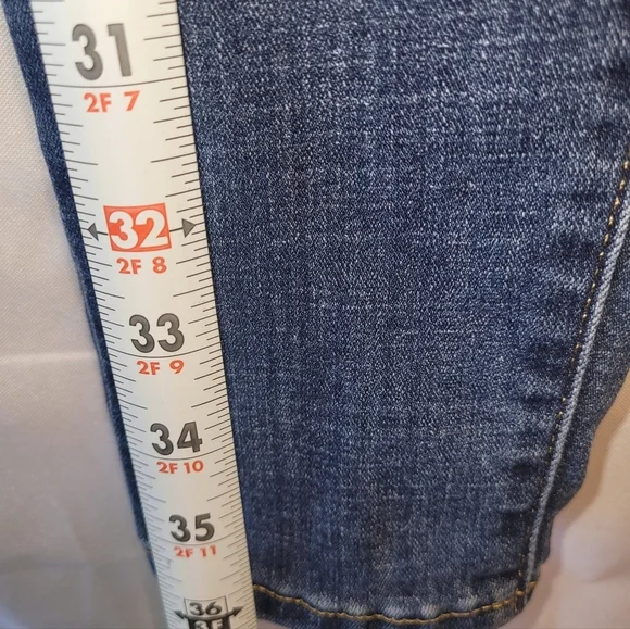 Levis Jeans Womens Size 26 Blue 721 High Rise Skinny Medium Wash Stretch Casual - Picture 6 of 11